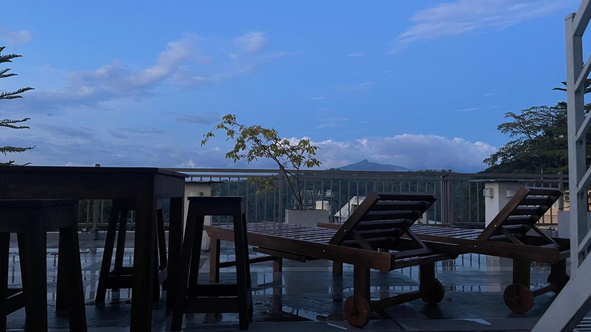 Sun Dove Suite Kandy Luaran gambar