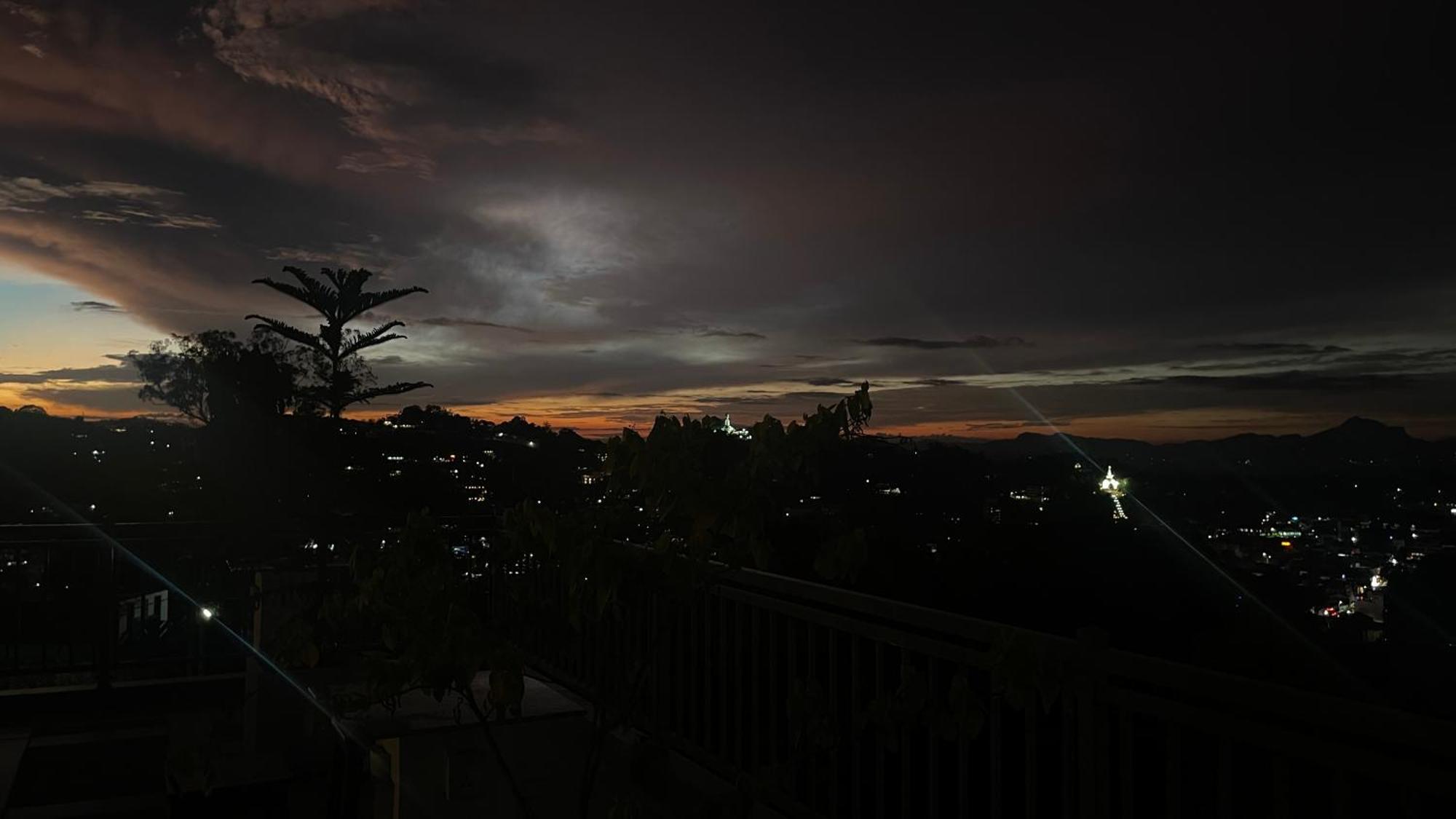 Sun Dove Suite Kandy Luaran gambar