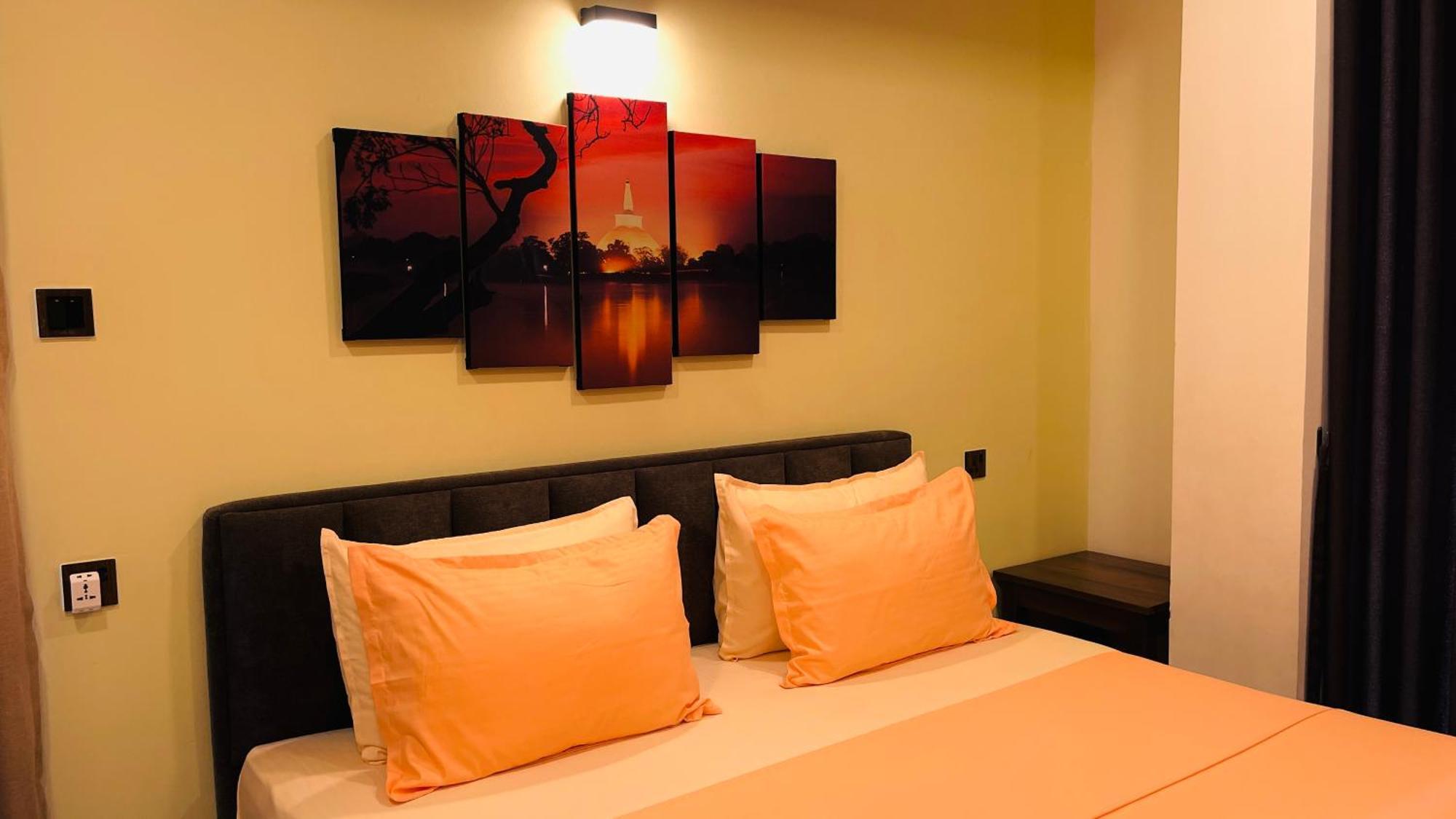 Sun Dove Suite Kandy Luaran gambar